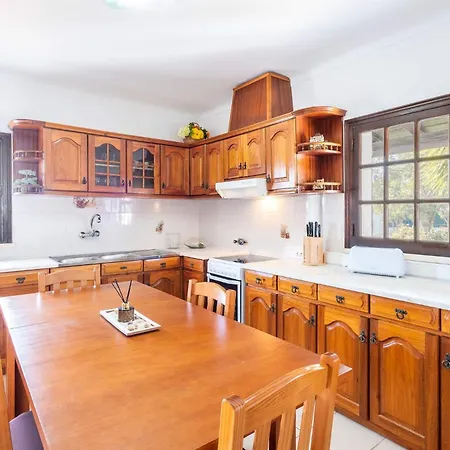 Patroves Ranch - Private Pool & Sea Views *