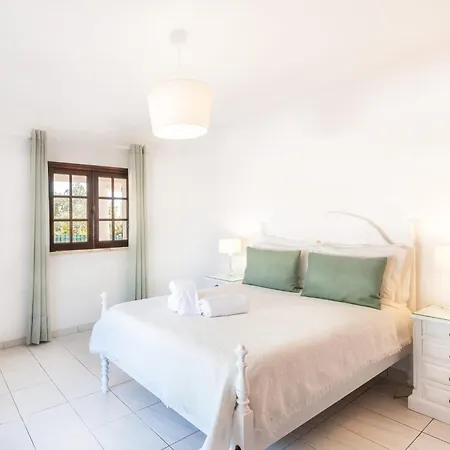 Patroves Ranch - Private Pool & Sea Views Αλμπουφέιρα